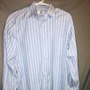 British Textiles Men’s Untucked Button Down